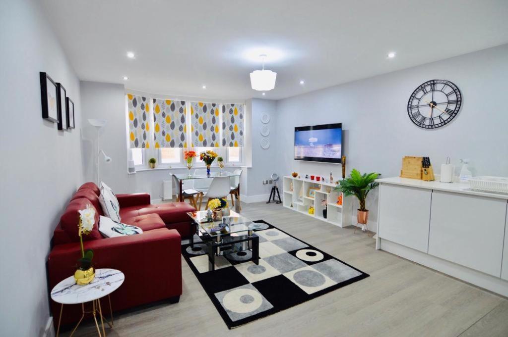 Stylish Central Self Contained Flat By Cozynest Ρίντινγκ Εξωτερικό φωτογραφία