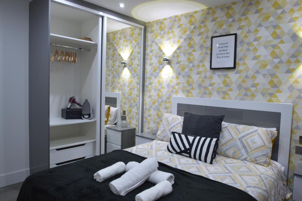 Stylish Central Self Contained Flat By Cozynest Ρίντινγκ Εξωτερικό φωτογραφία